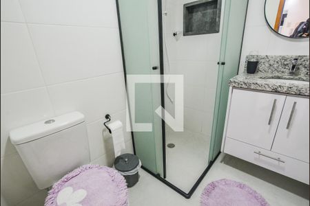 Banheiro de apartamento à venda com 1 quarto, 40m² em Vila Assunção, Santo André