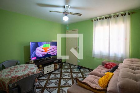 Sala de apartamento para alugar com 2 quartos, 48m² em Maria Augusta, Itaquaquecetuba