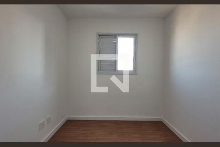 Quarto 2 de apartamento para alugar com 2 quartos, 42m² em Jardim Cristiane, Santo André