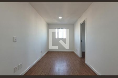 Sala de apartamento para alugar com 2 quartos, 42m² em Jardim Cristiane, Santo André