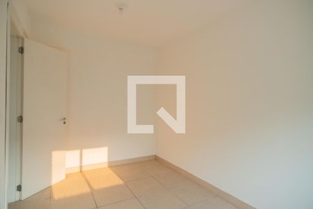 Quarto 1 de apartamento para alugar com 2 quartos, 75m² em Medianeira, Porto Alegre