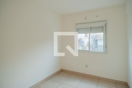 Quarto 1 de apartamento para alugar com 2 quartos, 75m² em Medianeira, Porto Alegre