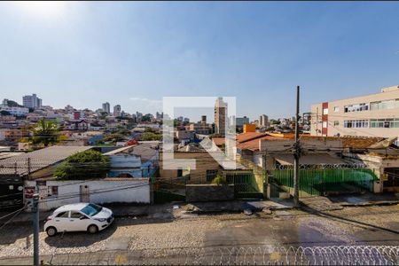 Vista de casa à venda com 3 quartos, 309m² em Carlos Prates, Belo Horizonte