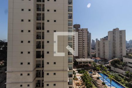 Vista de apartamento à venda com 2 quartos, 74m² em Chora Menino, São Paulo