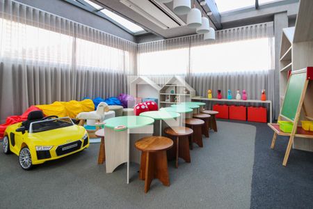 Apartamento à venda com 174m², 3 quartos e 2 vagas Apartamento à venda com 174m², 3 quartos e 2 vagasÁrea Comum - Beinquedoteca