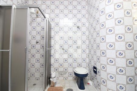 Banheiro  de apartamento à venda com 3 quartos, 120m² em Santo Antônio, Belo Horizonte