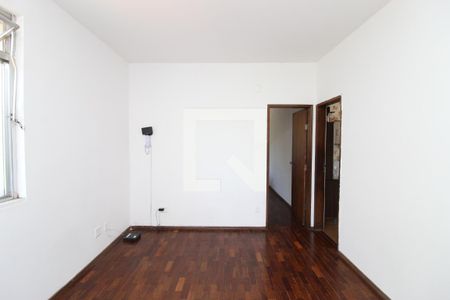 Quarto  de apartamento à venda com 3 quartos, 120m² em Santo Antônio, Belo Horizonte