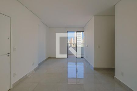 Sala de apartamento para alugar com 3 quartos, 87m² em Lourdes, Belo Horizonte