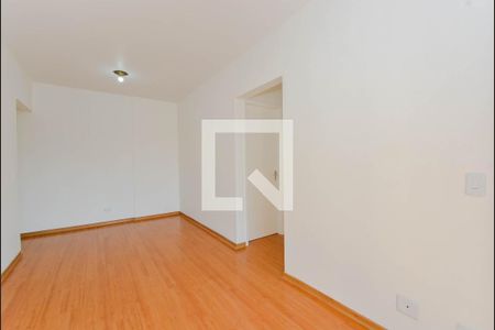 Sala de apartamento à venda com 2 quartos, 57m² em Jardim Zaira, Guarulhos