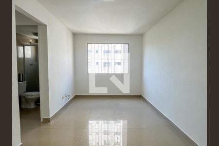 Sala de apartamento para alugar com 2 quartos, 51m² em Jardim Peri, São Paulo