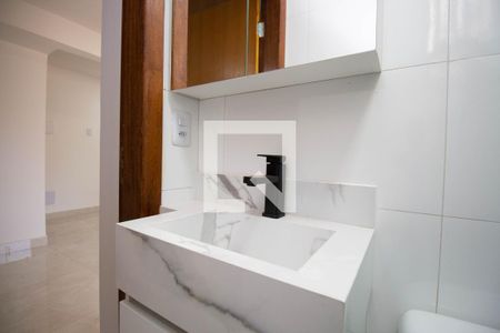 Banheiro Social de apartamento para alugar com 1 quarto, 34m² em Setor Habitacional Vicente Pires, Brasília