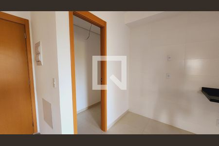 Corredor de apartamento à venda com 3 quartos, 105m² em Jardim do Lago, Jundiaí