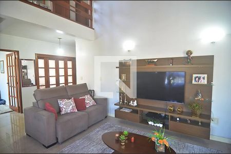 Sala de casa à venda com 4 quartos, 211m² em Marechal Rondon, Canoas