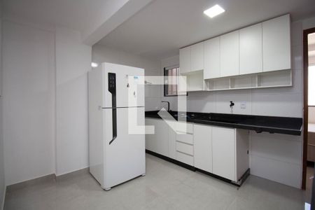 Cozinha e Área de Serviço de apartamento para alugar com 1 quarto, 34m² em Setor Habitacional Vicente Pires, Brasília