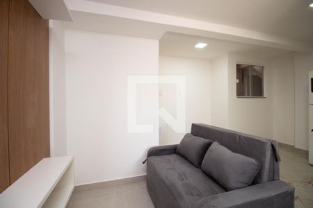 Sala de apartamento para alugar com 1 quarto, 34m² em Setor Habitacional Vicente Pires, Brasília