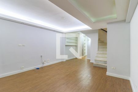 Sala de casa à venda com 2 quartos, 136m² em Jardim das Acacias, São Paulo