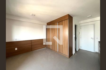 Sala/Quarto de kitnet/studio para alugar com 1 quarto, 27m² em Mirandópolis, São Paulo