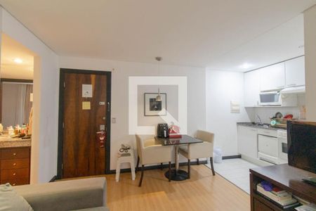 Sala de apartamento para alugar com 1 quarto, 45m² em Bigorrilho, Curitiba