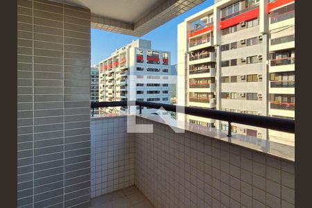 Varanda de apartamento para alugar com 2 quartos, 67m² em Barra da Tijuca, Rio de Janeiro