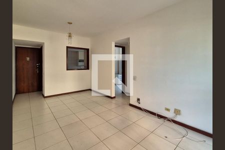 Sala de apartamento para alugar com 2 quartos, 67m² em Barra da Tijuca, Rio de Janeiro