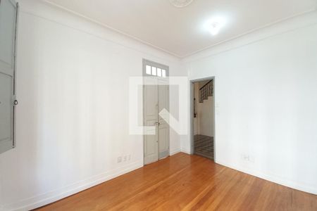 Sala de casa para alugar com 4 quartos, 280m² em Centro, Campinas