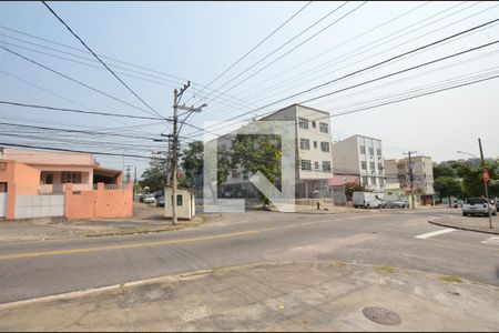 Vista da Rua de casa à venda com 3 quartos, 300m² em Vila da Penha, Rio de Janeiro