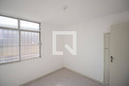 Quarto 2 de apartamento para alugar com 2 quartos, 70m² em Ze Garoto, São Gonçalo