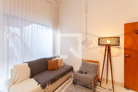 Sala de casa à venda com 4 quartos, 210m² em Canaã, Belo Horizonte