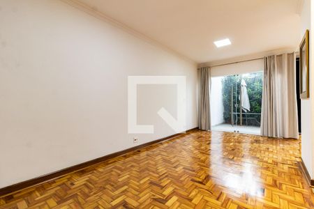 Sala de casa para alugar com 3 quartos, 330m² em Bosque da Saúde, São Paulo