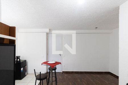 Sala de apartamento para alugar com 2 quartos, 45m² em Campo Grande, Rio de Janeiro