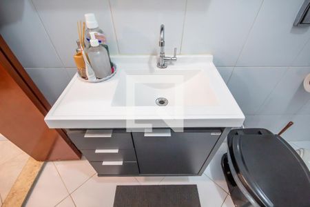 Casa à venda com 139m², 3 quartos e 4 vagas Casa à venda com 139m², 3 quartos e 4 vagasBanheiro 2