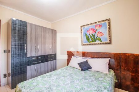 Casa à venda com 139m², 3 quartos e 4 vagas Casa à venda com 139m², 3 quartos e 4 vagasQuarto 2