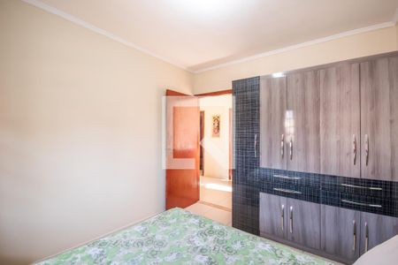 Casa à venda com 139m², 3 quartos e 4 vagas Casa à venda com 139m², 3 quartos e 4 vagasQuarto 2