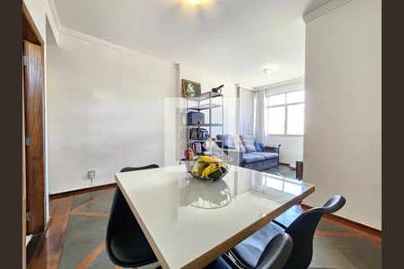 Sala de apartamento à venda com 3 quartos, 73m² em Sagrada Família, Belo Horizonte