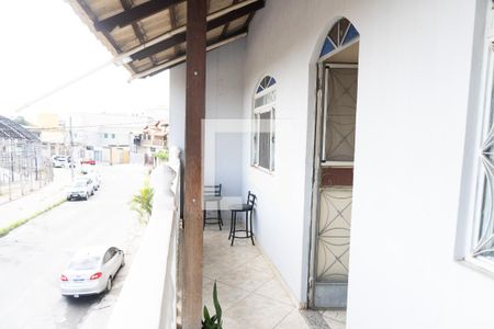 Varanda de casa à venda com 3 quartos, 216m² em Tropical, Contagem