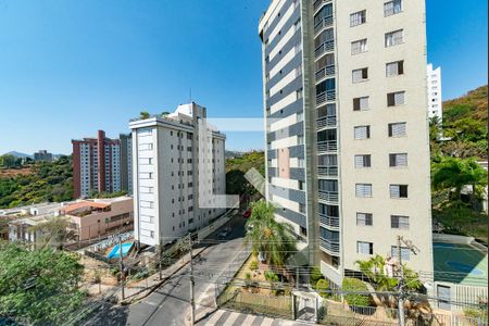 Sala 1 vista de apartamento para alugar com 3 quartos, 140m² em Luxemburgo, Belo Horizonte