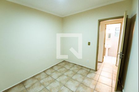 Quarto de apartamento para alugar com 2 quartos, 61m² em Parque Santo Antônio, Taubaté