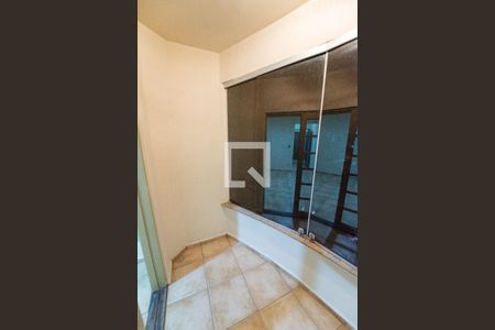 Varanda da Sala de apartamento para alugar com 2 quartos, 61m² em Parque Santo Antônio, Taubaté