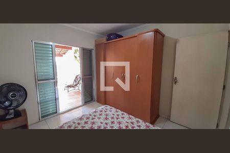 Quarto 1 de casa à venda com 2 quartos, 125m² em Santo Antônio, Osasco