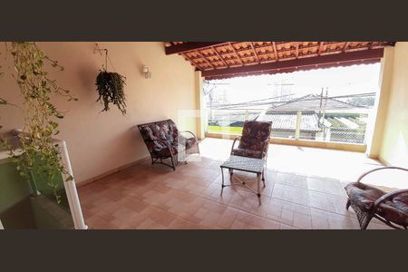 Varanda do Quarto 1 de casa à venda com 2 quartos, 125m² em Santo Antônio, Osasco