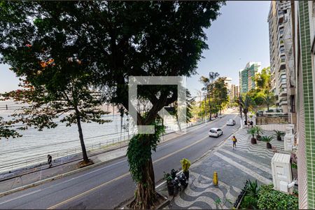 Sala de apartamento à venda com 3 quartos, 130m² em Ingá, Niterói