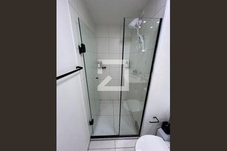 Banheiro de apartamento à venda com 1 quarto, 32m² em Perdizes, São Paulo