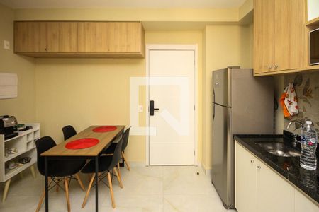 Sala de Jantar e Cozinha de apartamento para alugar com 1 quarto, 38m² em Jardim Independência (são Paulo), São Paulo