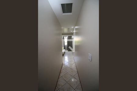 Sala - Corredor de casa à venda com 3 quartos, 168m² em Inhaúma, Rio de Janeiro