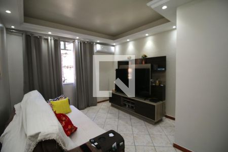 Sala de casa à venda com 3 quartos, 168m² em Inhaúma, Rio de Janeiro