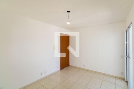 Sala de apartamento para alugar com 2 quartos, 45m² em Guaratiba, Rio de Janeiro