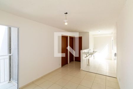 Sala de apartamento para alugar com 2 quartos, 45m² em Guaratiba, Rio de Janeiro