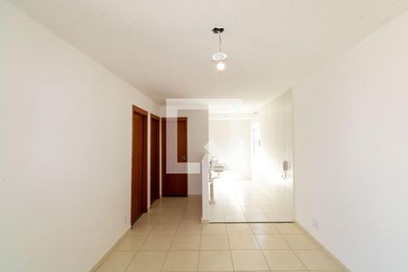 Sala de apartamento para alugar com 2 quartos, 45m² em Guaratiba, Rio de Janeiro