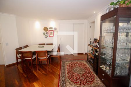 Sala de apartamento à venda com 4 quartos, 118m² em Jardim Ampliação, São Paulo