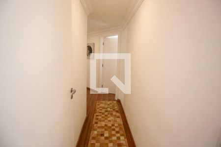 Corredor de apartamento à venda com 4 quartos, 118m² em Jardim Ampliação, São Paulo